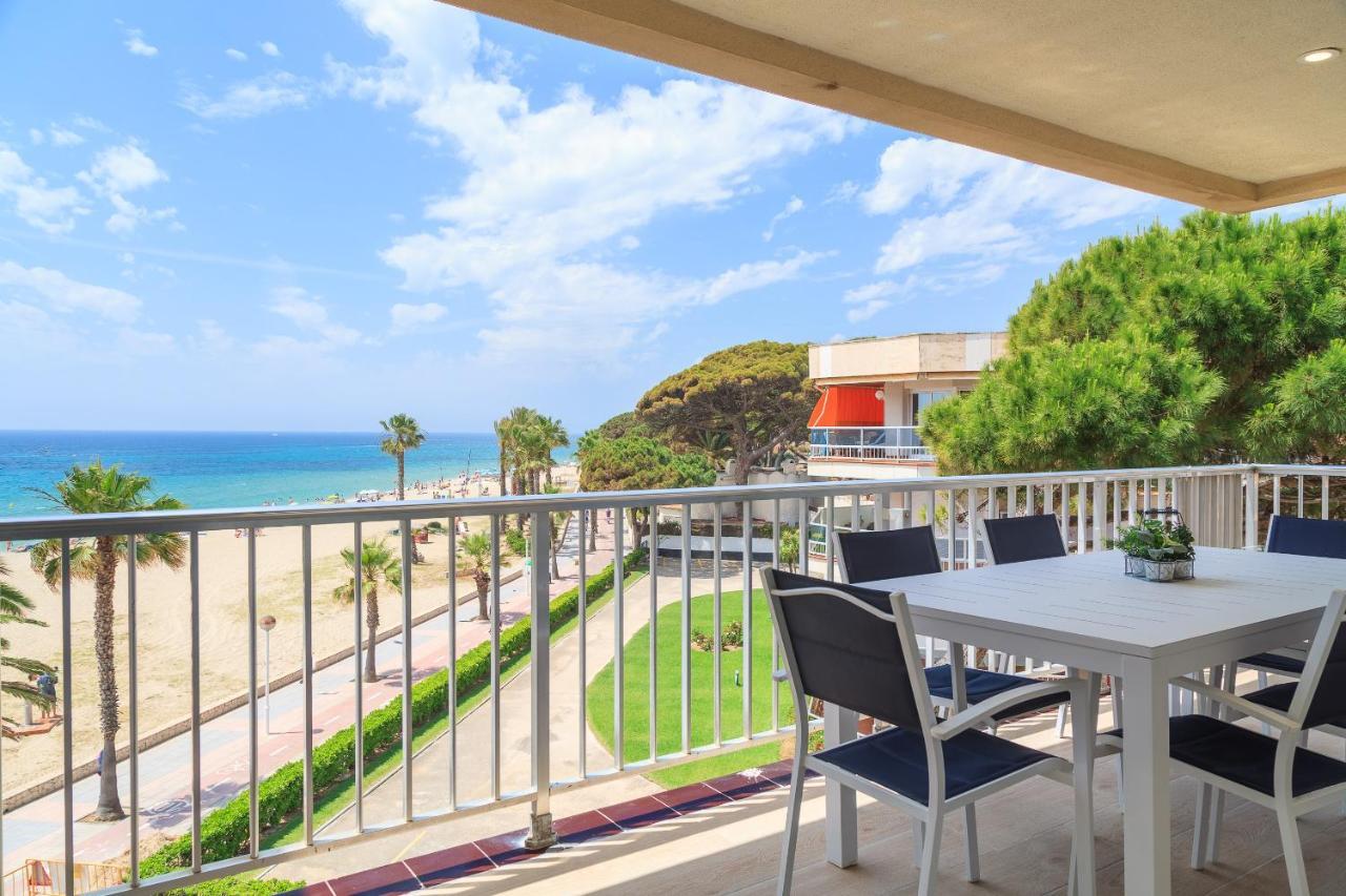 Uhc Dms Family Apartments Cambrils Exterior photo